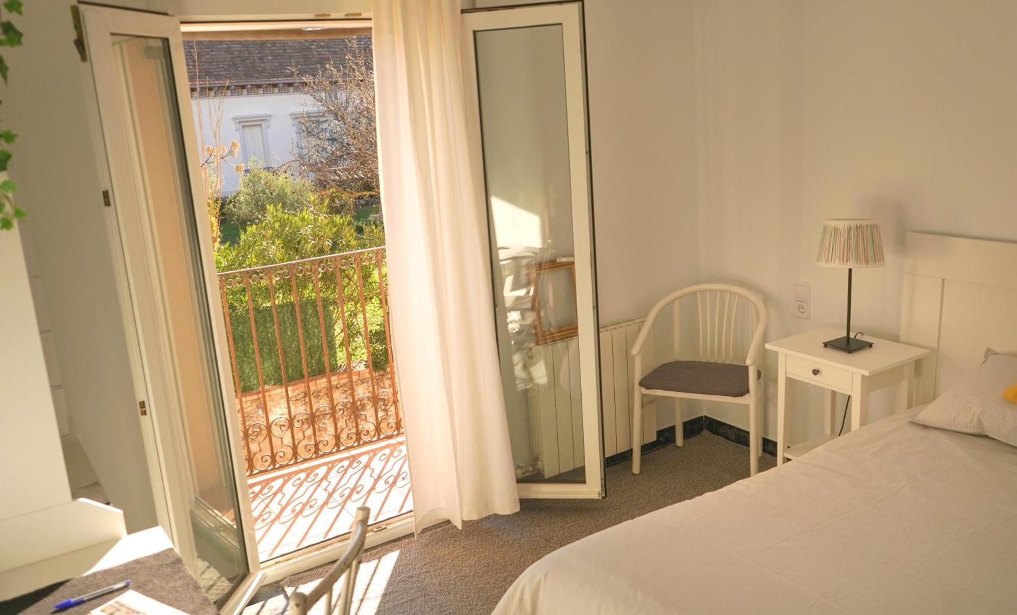 Doble Con Balcon * Torrellas de Foix